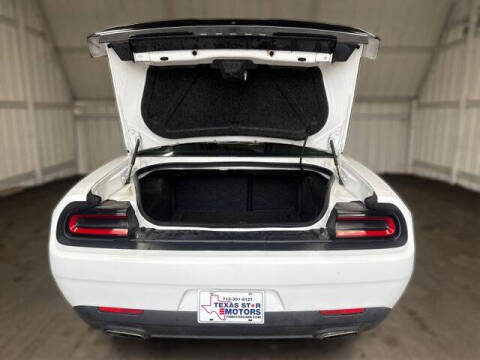 2018 Dodge Challenger SXT