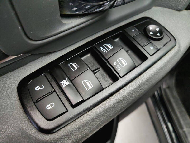 2019 RAM 1500 Classic SLT