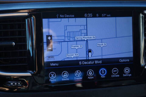 2017 Chrysler Pacifica Touring-L Plus