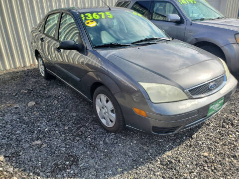 2006 Ford Focus for sale at A&R Auto Sales and Services LLC in Connersville IN