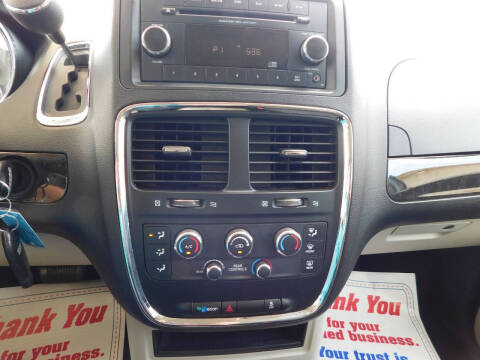 2013 Dodge Grand Caravan SE