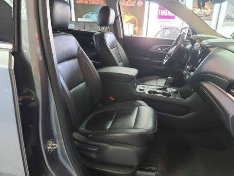 2020 Chevrolet Traverse LT Cloth