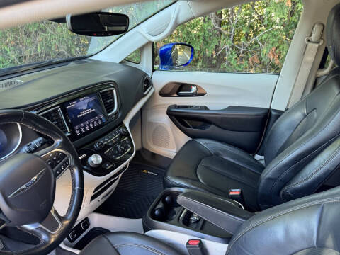 2019 Chrysler Pacifica Touring L