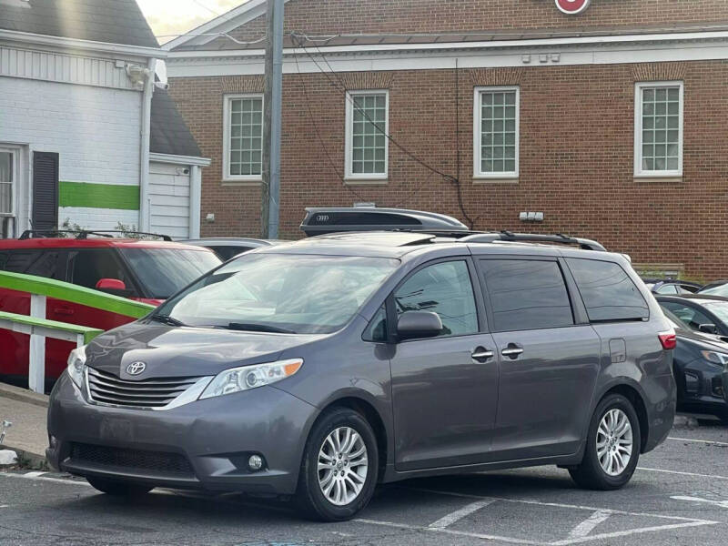 2015 Toyota Sienna
