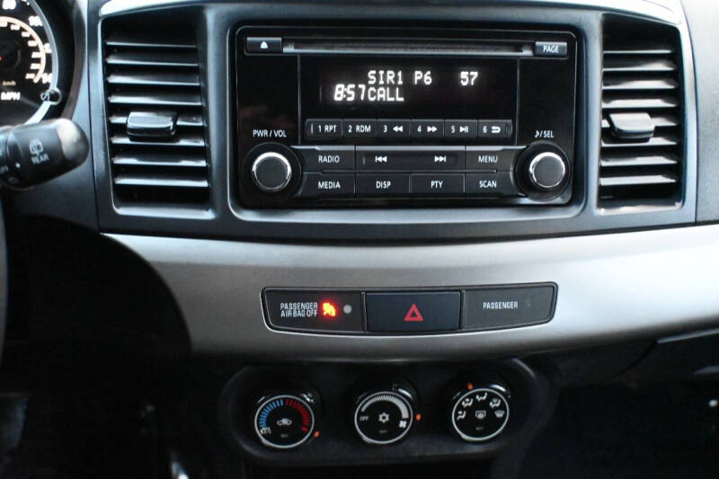 2014 Mitsubishi Lancer Sportback ES