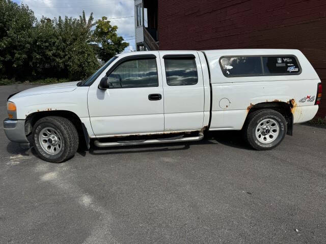 2005 GMC Sierra 1500 for sale at Express Auto Mall in Cleveland, OH