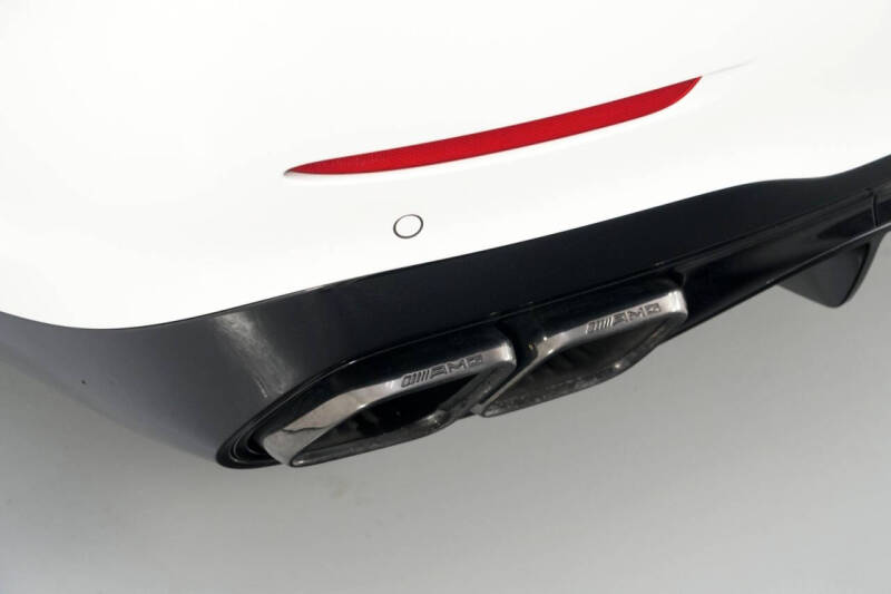 2025 Mercedes-Benz C-Class AMG C 63 S E Performance