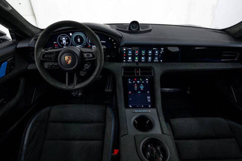 2025 Porsche Taycan Turbo GT