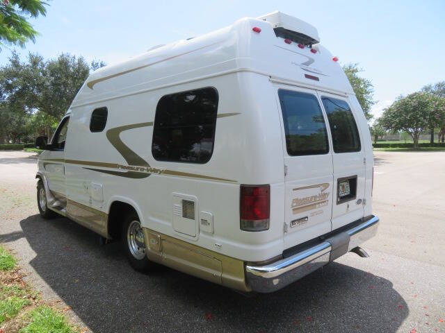 2006 Ford E-Series E-350 SD