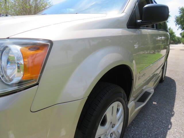 2013 Dodge Grand Caravan SE