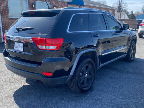 2011 Jeep Grand Cherokee Laredo
