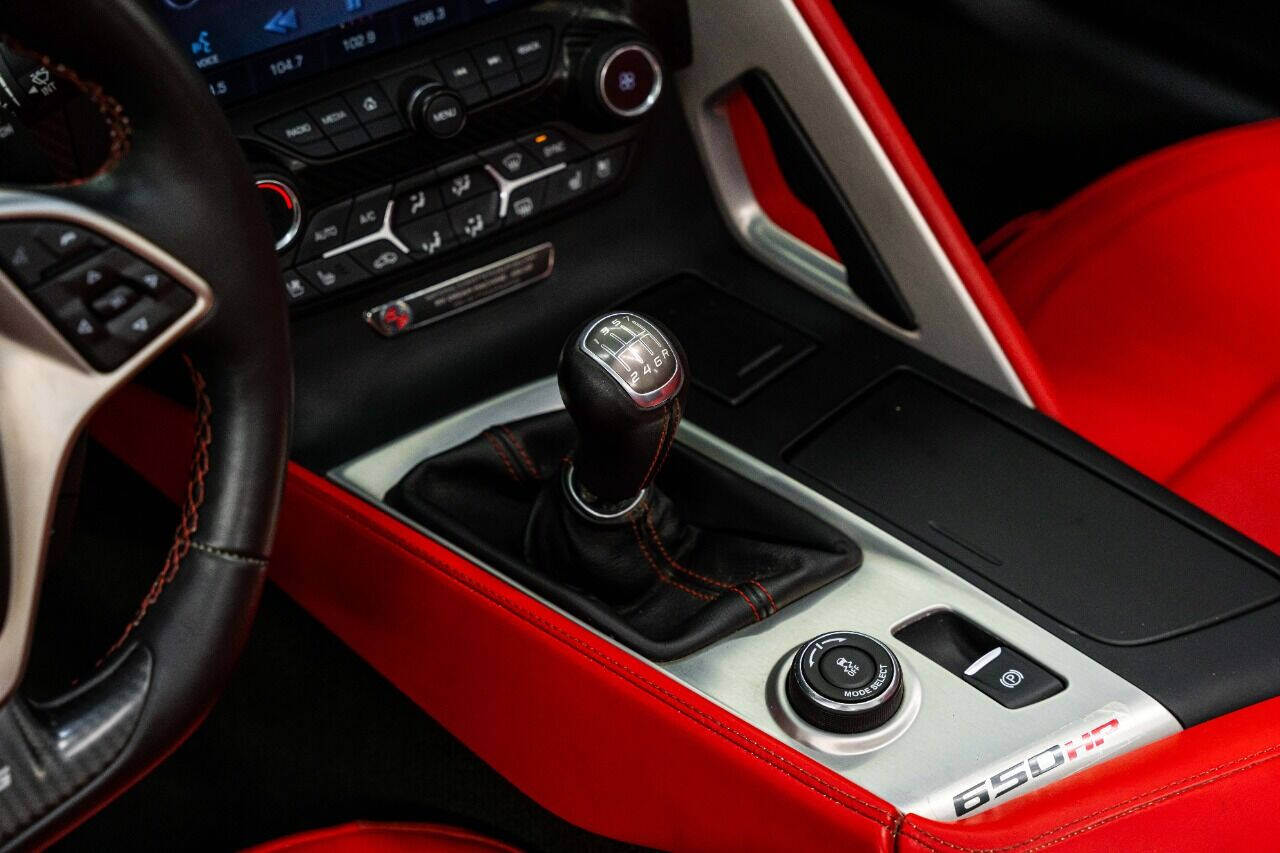 2015 CHEVROLET Corvette Convertible - $56,999