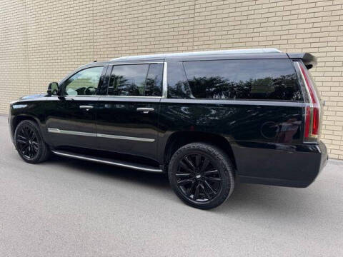 2020 Cadillac Escalade ESV Luxury