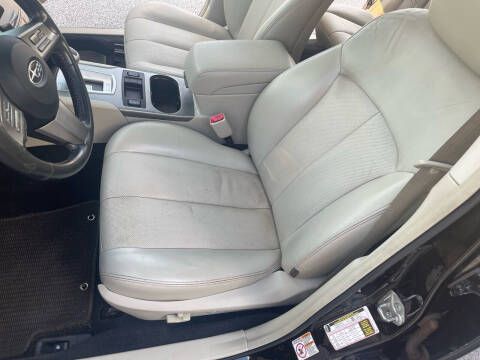 2010 Subaru Outback 2.5i Limited