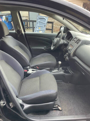 2012 Nissan Versa 1.6 S