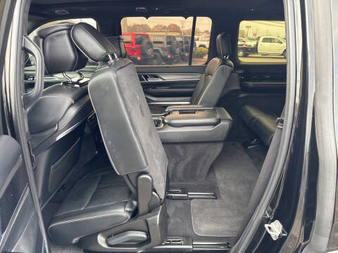 2022 Jeep Grand Wagoneer Series II