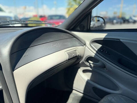 2002 Ford Mustang GT Deluxe