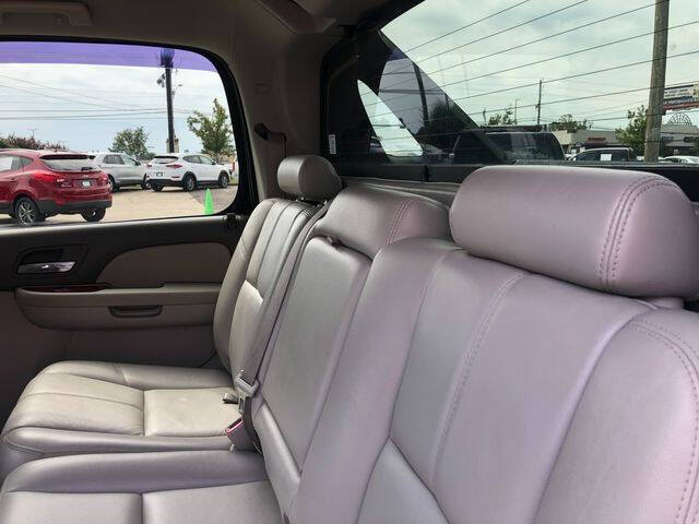 2012 Chevrolet Avalanche LT