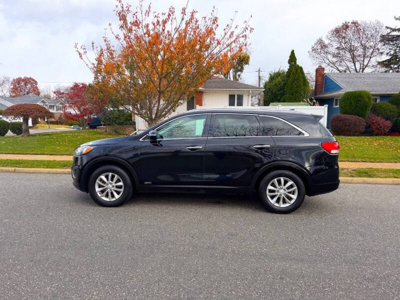 2016 Kia Sorento LX
