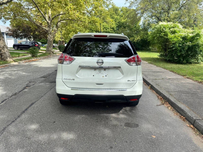 2016 Nissan Rogue SL