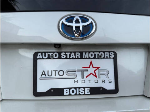 2017 Toyota Prius Three Touring