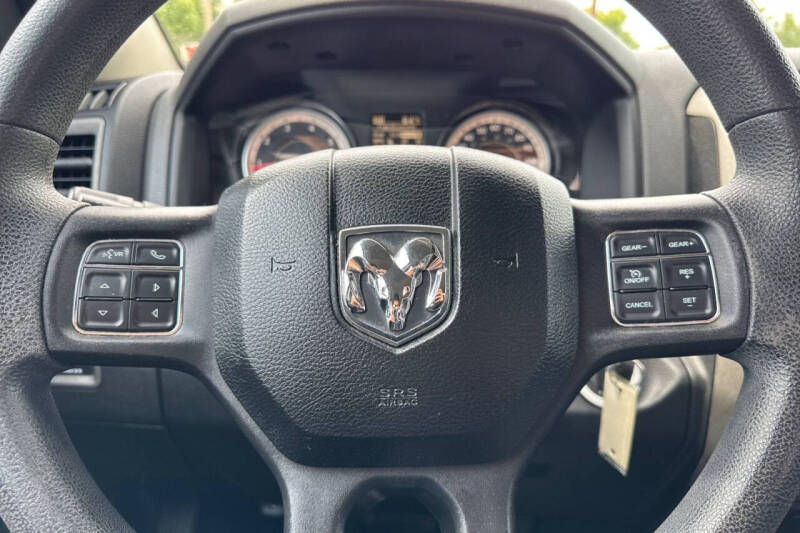 2017 RAM 1500 Express