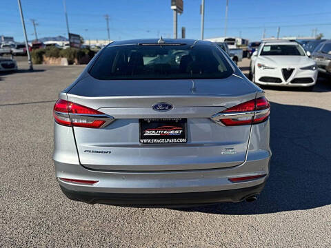2020 Ford Fusion SE