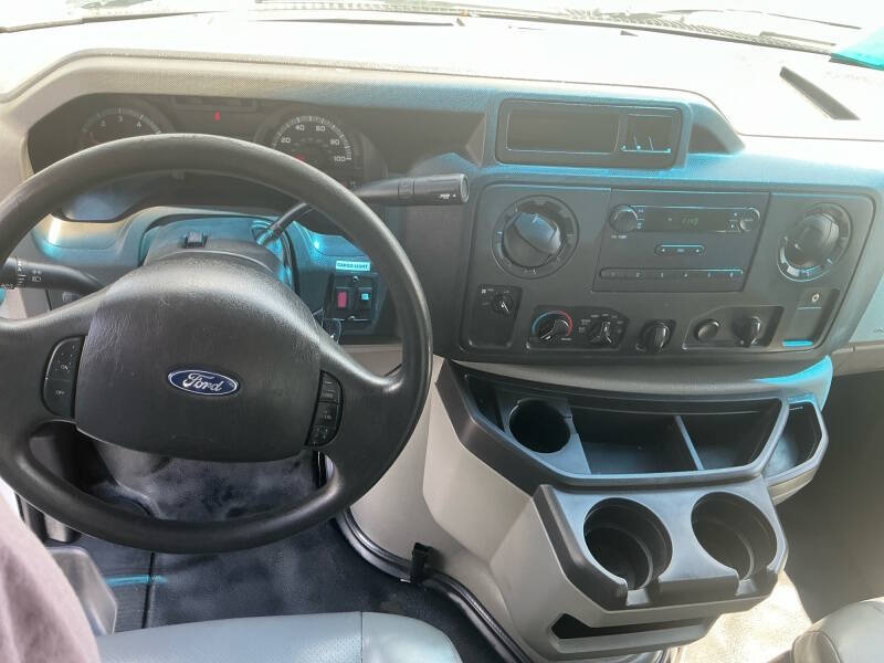 2016 Ford E-Series