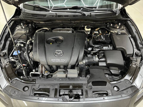 2017 Mazda MAZDA3 Sport