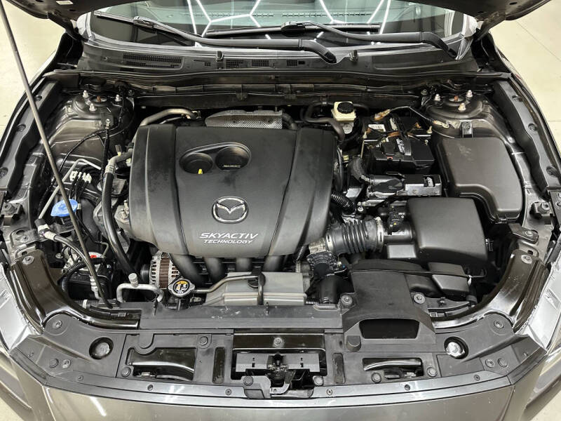 2017 Mazda MAZDA3 Sport