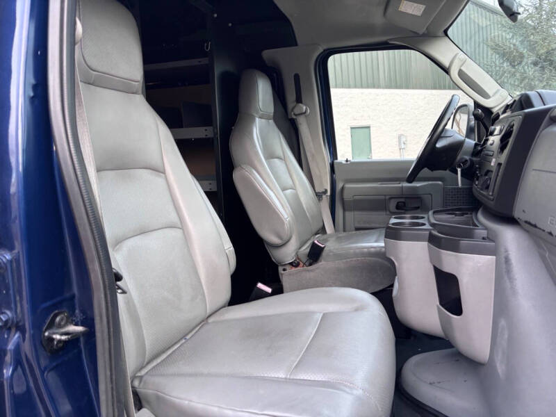 2012 Ford E-Series E-250