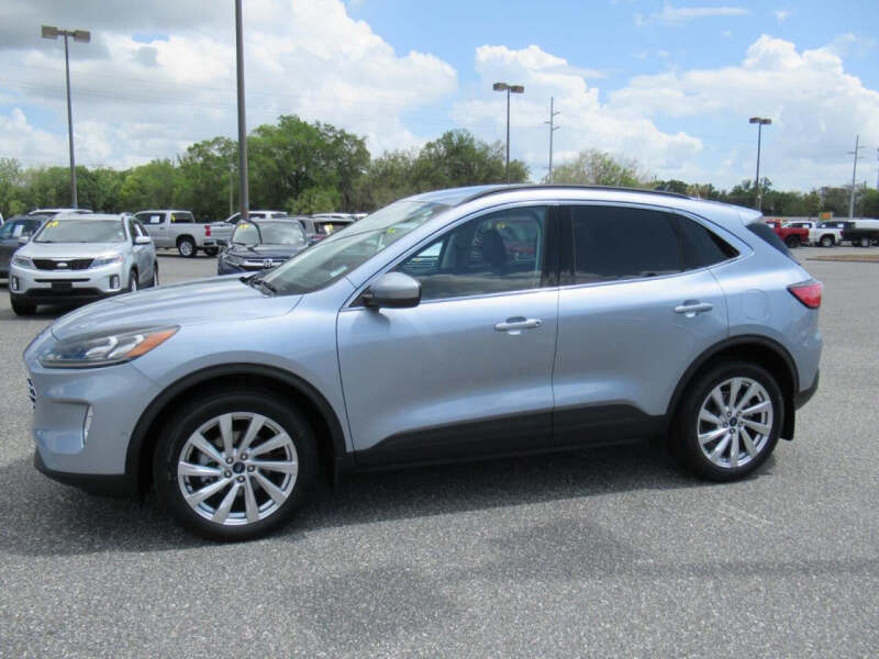 2022 Ford Escape Titanium