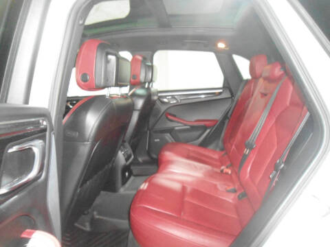 2016 Porsche Macan S