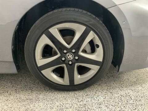 2022 Toyota Prius LE