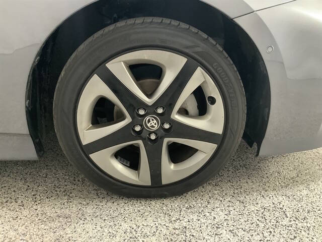 2022 Toyota Prius LE