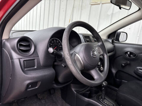 2014 Nissan Versa 1.6 S Plus