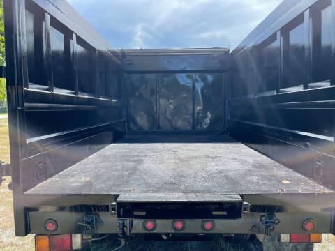 2015 Isuzu NPR HD DUMP TRUCK