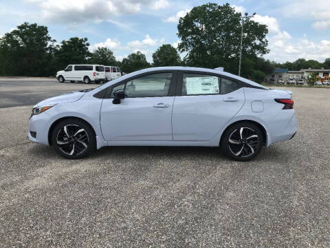 2025 Nissan Versa SR