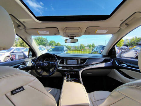2018 Buick Enclave Essence
