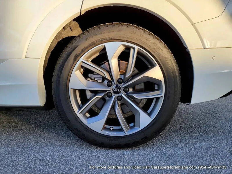 2021 Audi e-tron quattro Premium Plus