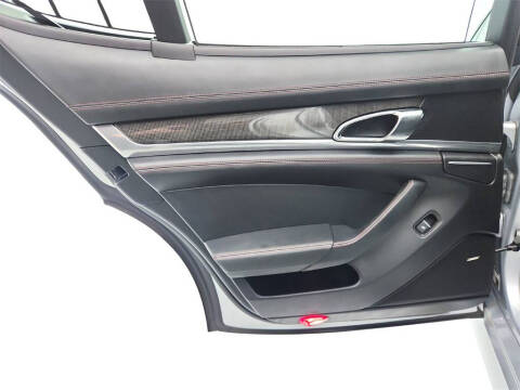 2015 Porsche Panamera GTS