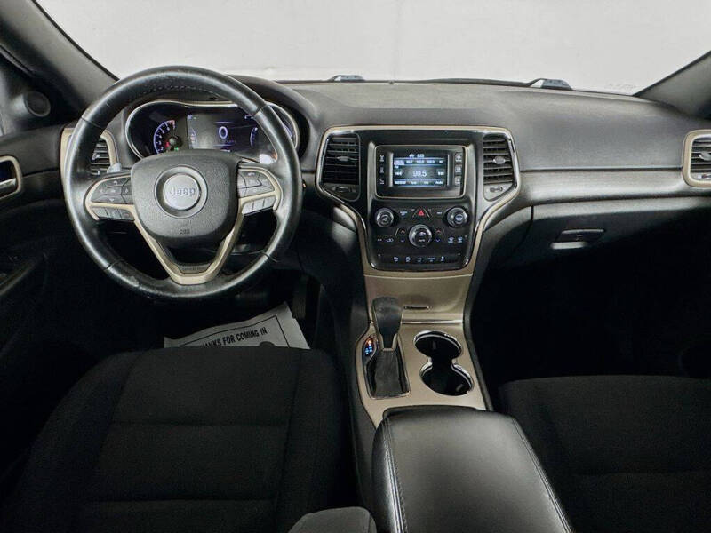 2017 Jeep Grand Cherokee Laredo