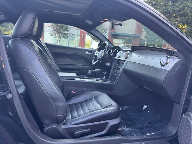 2009 Ford Mustang GT Deluxe