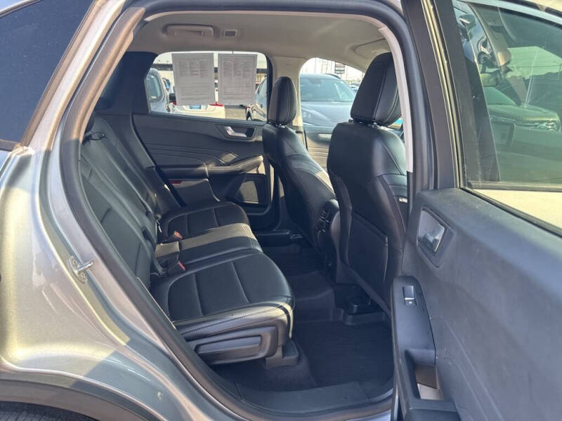 2021 Ford Escape SEL