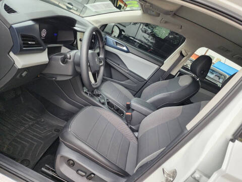 2022 Volkswagen Taos SE 4Motion