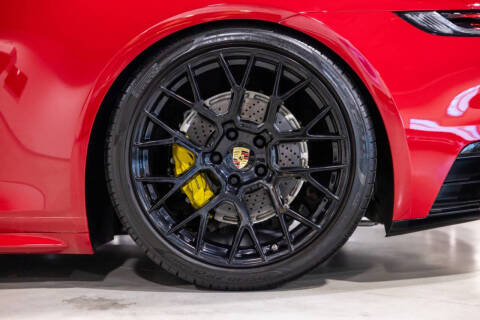2020 Porsche 911 Carrera