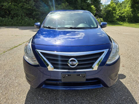 2019 Nissan Versa S Plus