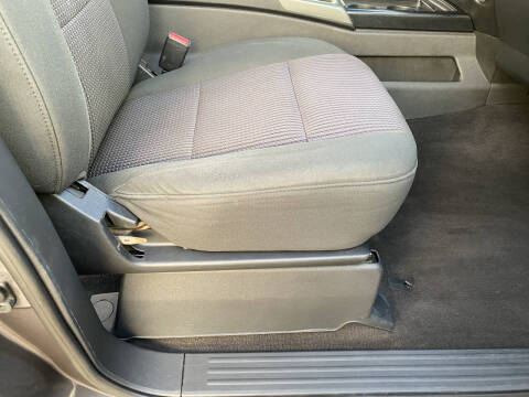 2015 Nissan Titan SV