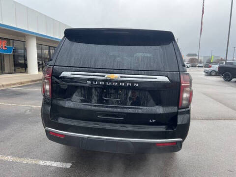 2024 Chevrolet Suburban LT