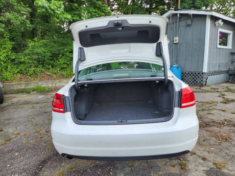 2013 Volkswagen Passat S PZEV